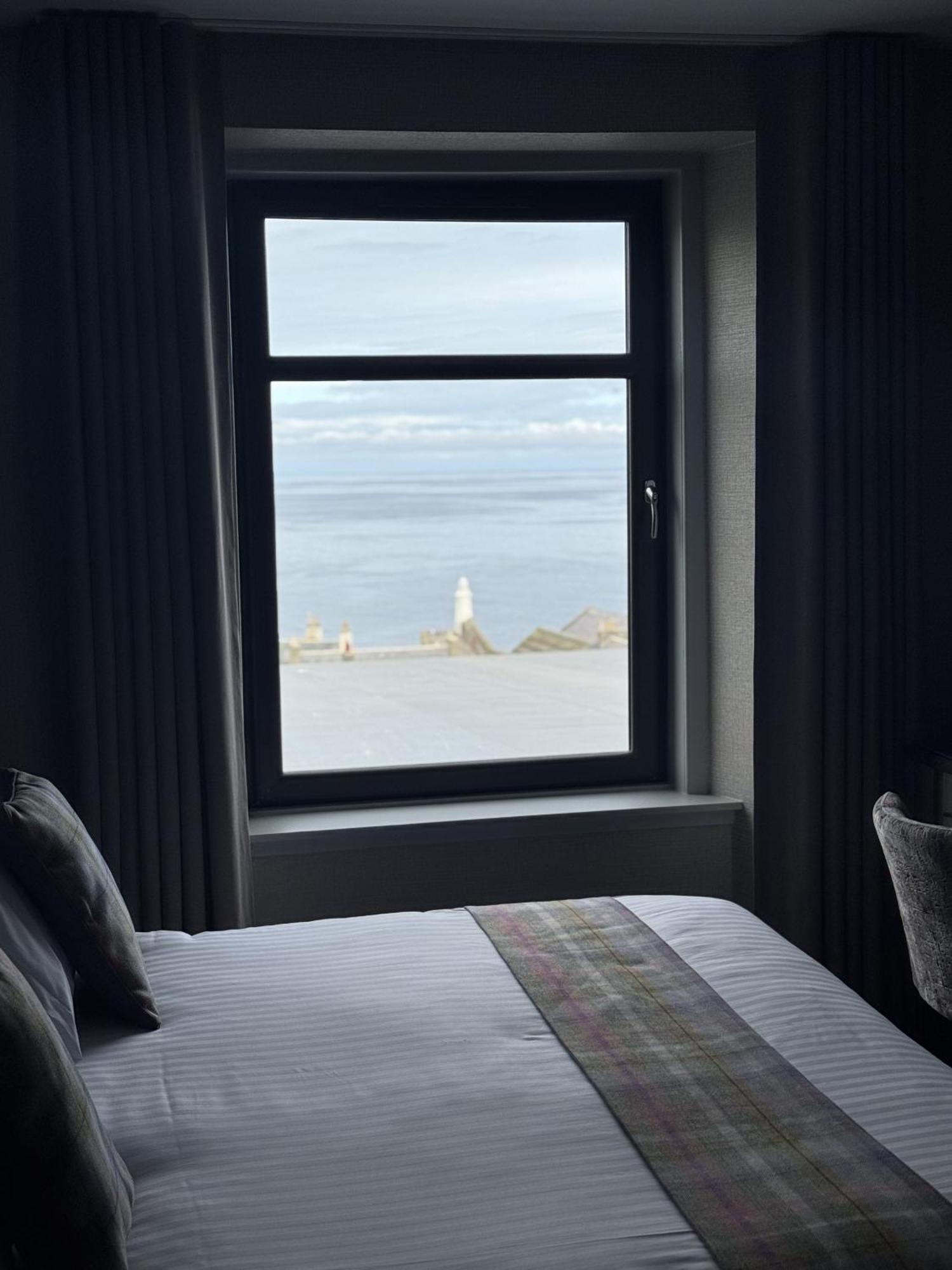 The Knowes Hotel & Restaurant Macduff Pokoj fotografie